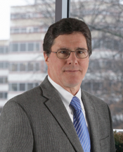 Bruce Roberts headshot
