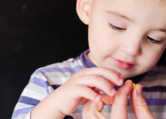 boy eating