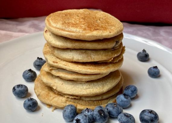 Pancakes and blueberries