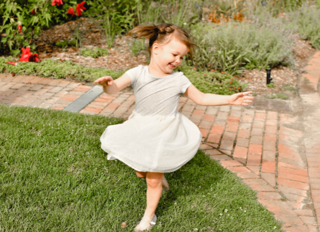 girl spinning