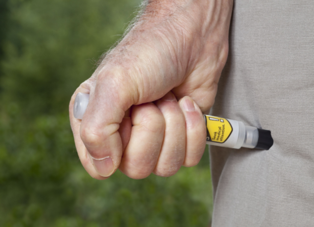 epinephrine in leg